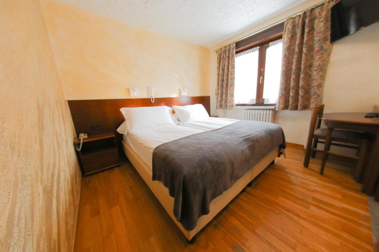 Hotel Sporting Breuil-Cervinia Extérieur photo