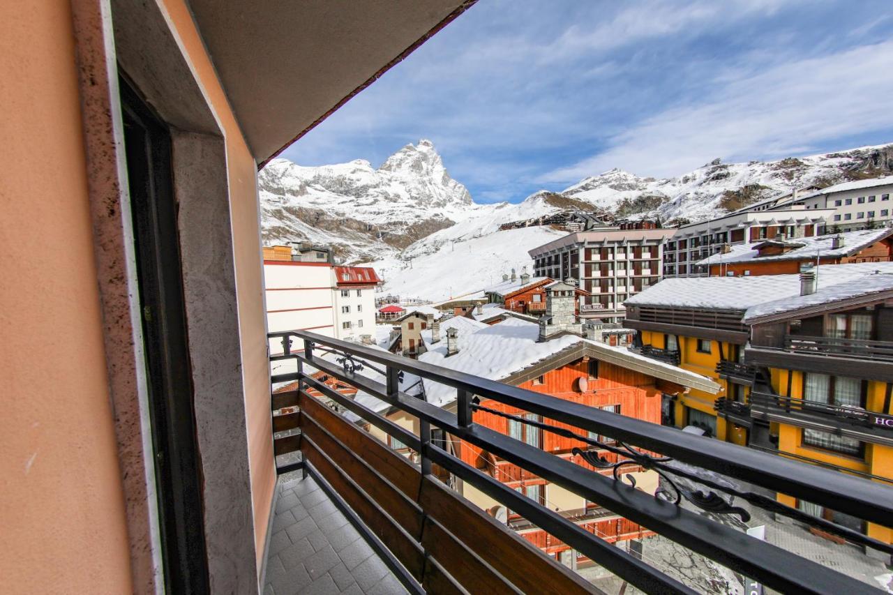 Hotel Sporting Breuil-Cervinia Extérieur photo