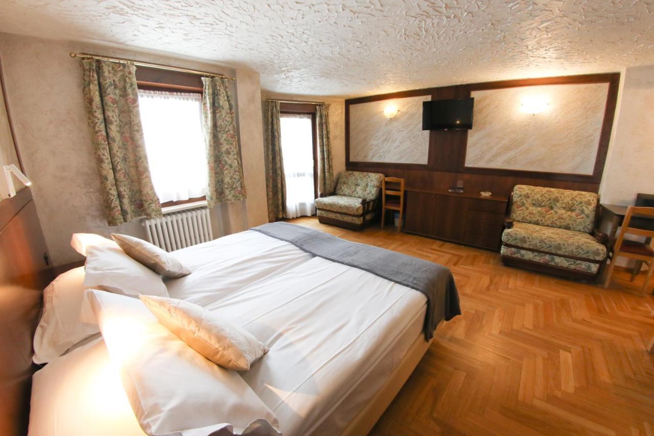 Hotel Sporting Breuil-Cervinia Extérieur photo